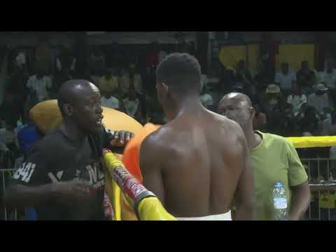 KASUGYA VS SSANDE IN PROFEESSIONAL BOXING AT LUGOGO MTN ARENA