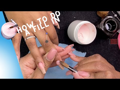 Beginner Nail Tech: How to do a Fill In-Just in time to do your Christmas Nails!