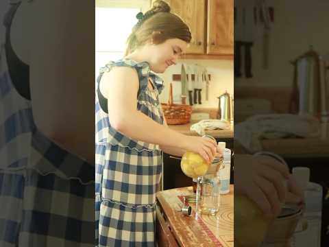 Homemade sweet lemon cleaner 🍋 #homemadecleaner #summercleaning #summerhomemaking