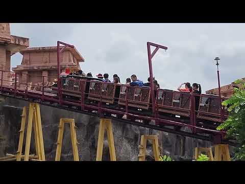 Sunway Lagoon Theme Park Rollercoaster Ride Sunway City Selangor @exploreselangor @exploremalaysia