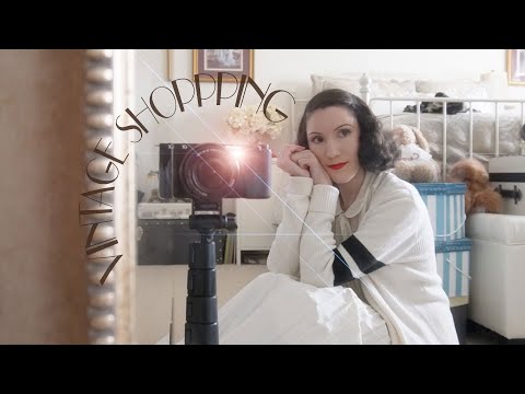 Rainy Sunday Vintage Shopping and Testing Out My New Vlogging Camera | Carolina Pinglo