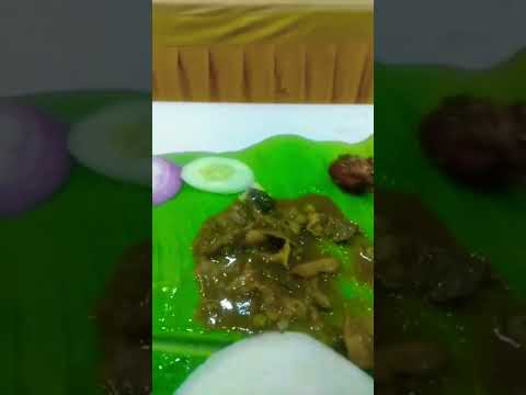 eating edli and boti gojju in beegara ota#viral #theboys #pavithrasmadhu #viralvideo #love