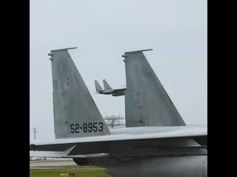 F-15機動飛行@那覇基地航空祭 2024… F-15 maneuver flight @ Naha Air Show 2024 #Shorts