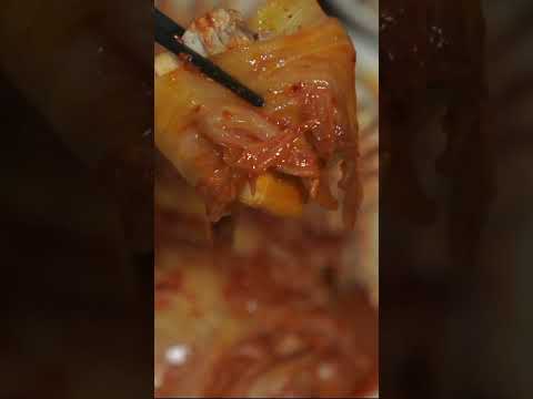 【1分韓国料理】キムチと豚肉煮込むだけ！！