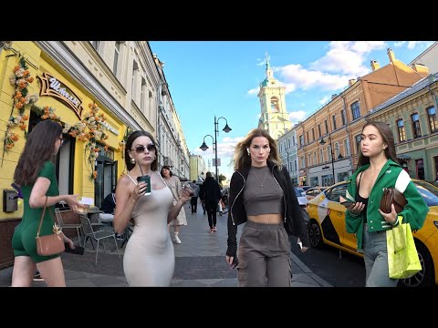 🔥THIS IS NOT SHOWN ANYWHERE! It's Evening Moscow now! Beautiful Russian Girls.