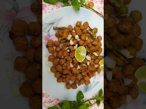 Meal Maker Pakodi #pakodi #mealmakerpakodi #soyapakoda #soya65 #shorts #trendingshorts #soya #snacks