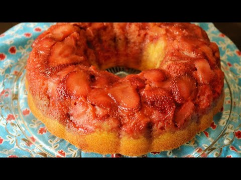 Homemade Easy Strawberry Upside Down Cake