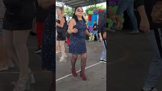 NUEVA BAILARINA LLEGÓ A MOVER EL BOTECITO #plazalibertad #bailes #dance