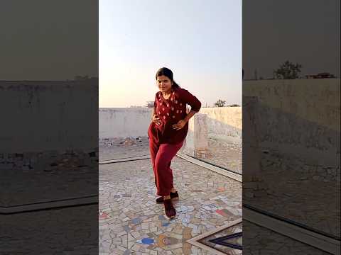 Aankh - Sunidhi Chauhan Sanya Malhotra #aankh #dance #trending #viralshort #fypシ゚