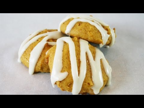 Old-Fashioned Soft Pumpkin Cookies w/Vanilla Glaze recipe