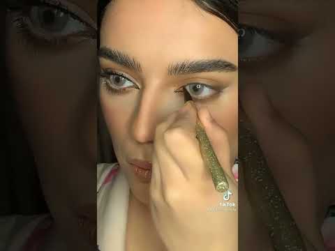 Beautiful Eyeliner Tutorial 🥀🔥 Makeup Hacks To Try #shorts #viral #makeup #eyeliner