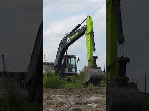 zoomlion Excavator cleaning bush easily on a toll yard