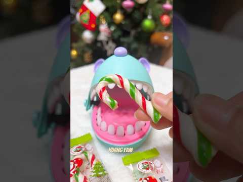 ASMR MOUSE DENTIST EATING CANDY  #candycane