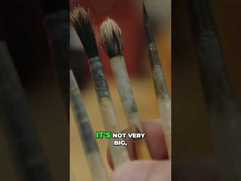 What type of brushes did the old master use for their paintings?