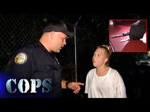 Chattanooga Police Disarm Woman with Knife - FULL EPISODE | Cops TV Show