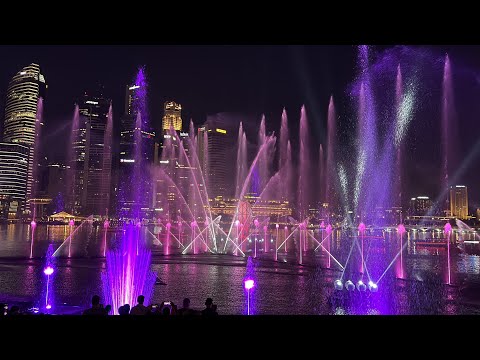 Marina Bay Sands Light & Water Show in Singapore – A Dazzling Display of Lights and Water