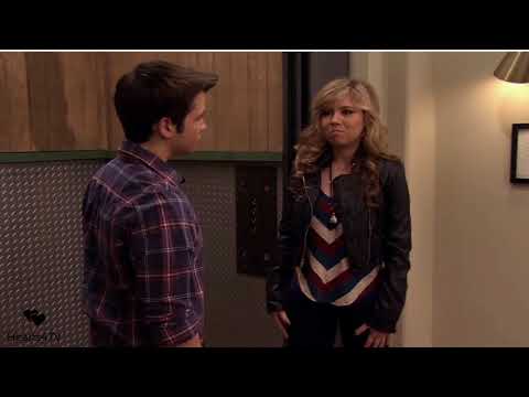 iCarly: Sam and Freddie Kiss (HD)💋