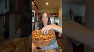 ￼OVEN BAKED CHEX PARTY MIX | HOLIDAY RECIPES | HOLIDAY SNACK IDEAS