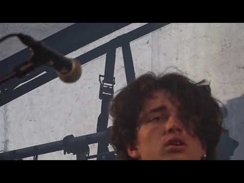 Inhaler - My honest face (live at Appelpop)