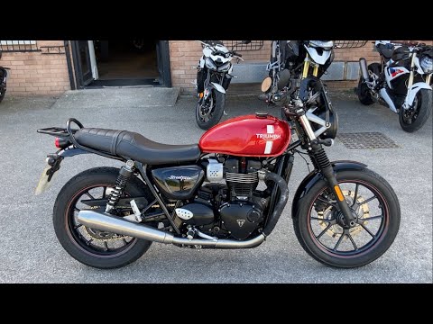 2018 TRIUMPH BONNEVILLE STREET TWIN, 14821 MILES - WALKAROUND - COMPLETELY MOTORBIKES