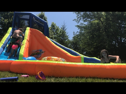 BACKYARD WATERPARK 2017