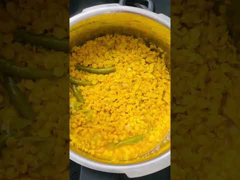 పచ్చి మామిడి కాయ పప్పు || Raw Mango Pappu || Mango Pappu Recipe || #mango #mangorecipe #mangopappu