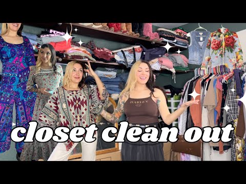 Trying on & cleaning out my personal vtg /thrift collection •THRIFTMAS DAY 5 #closetcleanout #thrift