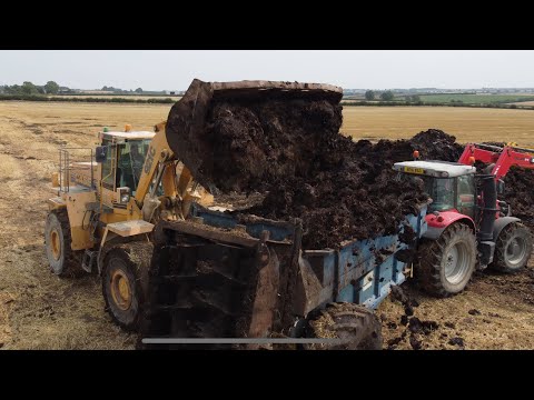 Big loading shovel loads big loads!