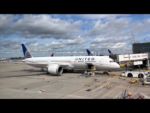 United Airlines flight from London 🏴󠁧󠁢󠁥󠁮󠁧󠁿Heathrow LHR to Los Angeles 🇺🇸 LAX Flight Food Economy +