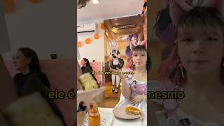 Fui em um café de anime (Maid Café) no BRASIL e foi meio… #anime