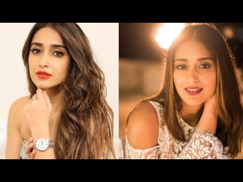 Ileana D'Cruz ki viral video 💗 Bollywood movie review 😈🍿💋💋 Ileana D'Cruz #shortvideo #viralvideo