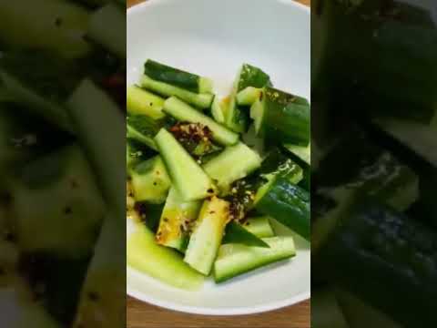 Chinese salad and chilli oil recipe#youtubeshorts #viral #chinesefood