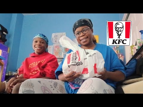 Eating KFC with My Son for Lunch (mother-Son Mukbang)