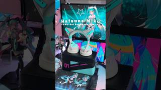 🎧 YOWU x Hatsune Miku is back! 🎧💙 #hatsunemiku #miku #vocaloid #headphones #kawaii