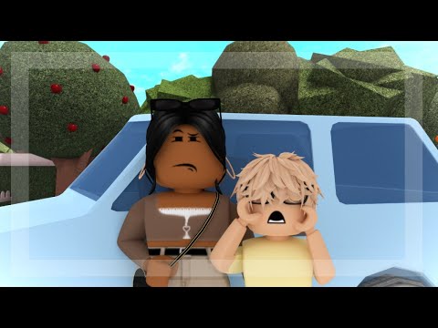 our crazy neighbor KIDNAPPED MY SON! 😨🚨 *POLICE WERE CALLED*┇Roblox Bloxburg Roleplay