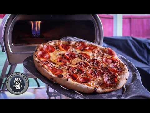 How to make Neapolitan Style Pizza - Brick Oven Pizza - Gozney Roccbox