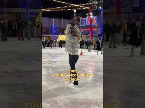 THIS OUTDOOR RINK WAS 10/10 🤩⛸️❄️🎄 #figureskater #iceskater #iceskating #figureskating #skating