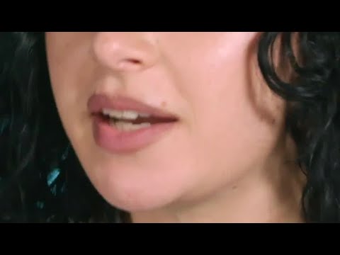 Charli XCX Likes To Smell Like a Library