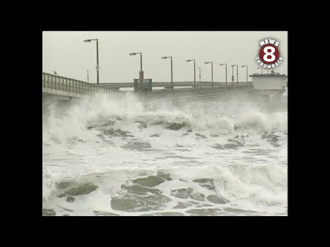 Winter Weather hits San Diego beaches in January 1995