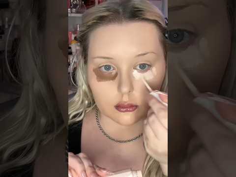 bronzer VS concealer undereye #bronzer #concealer #makeuptutorial #makeuphacks