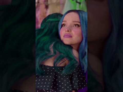 What If Evie Wore Shades Of Green & Mal Wore Shades Of Blue?💚💙 - Descendants 3 #descendants3 #disney