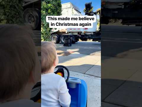 Simple act of Christmas kindness #kindness #christmasspirit #garbagetruck #trashcollection