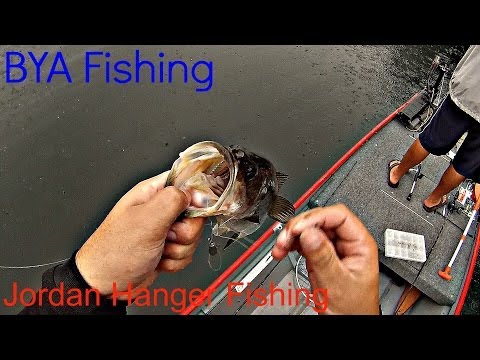 Bass Fishing in the Rain (Drop Shot)