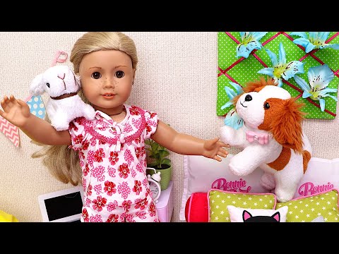 Doll morning routine with pets! Play Dolls and animals