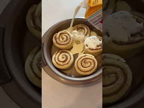 Viral cinnamon rolls recipe for Christmas morning! #shorts #viralcinnamonrolls #viralrecipe