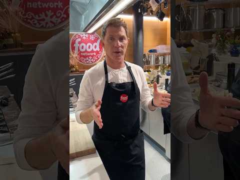 Thanksgiving Q&A with Bobby Flay 🚨