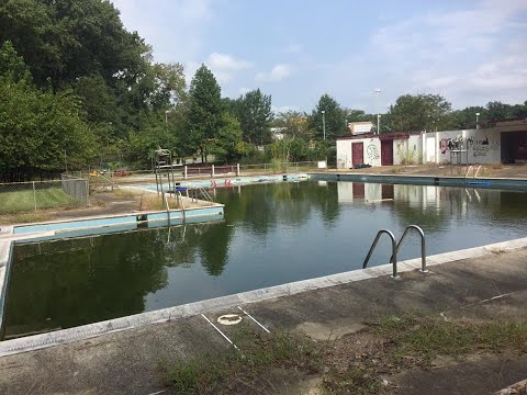 Abandoned Swimming Pool Complex (Oakview Pool)