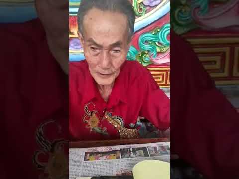 420 印尼山口洋: 客家话解签 (揭西/河婆客家话) Indonesia Singkawang: Explaining the divinity lot in Hakka (Hepo Hakka)