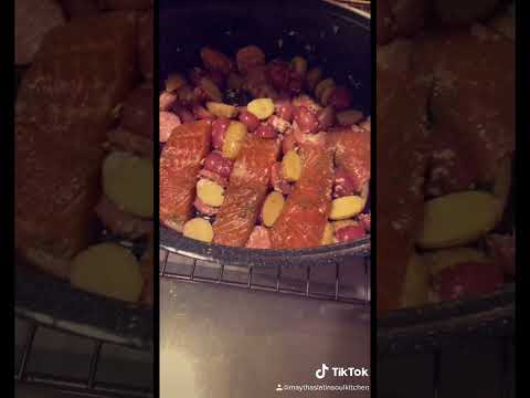 Salmon, grits, shrimp and potatoes with sausage! #delicious #foodie #fyp #subscribe #shortvideo