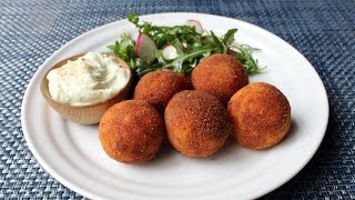 Deep-Fried Creamy Chicken Gravy - Extra Saucy Chicken Croquettes